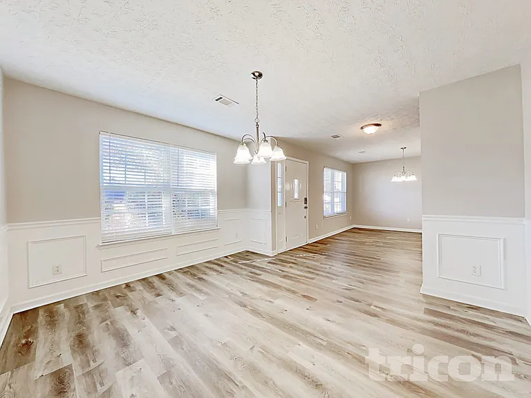 610 Stonecrest Dr — Photo 5
