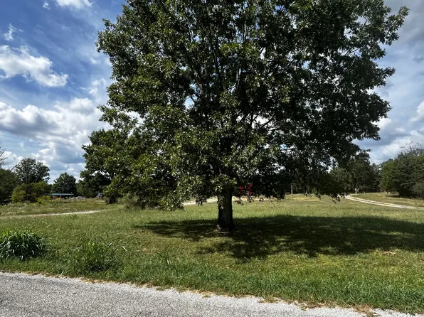 1171 Craig Moore Rd, Lewisburg, TN 37091