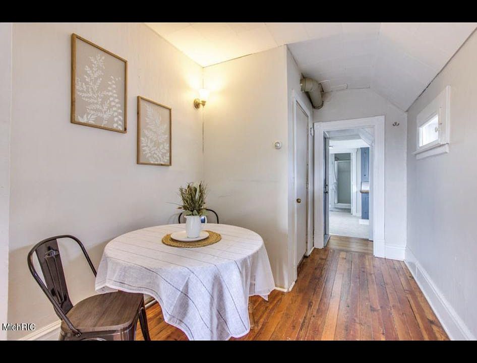 1st image of 15 Dale St NW #2