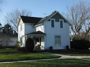 636 3rd St, West Concord, MN 55985