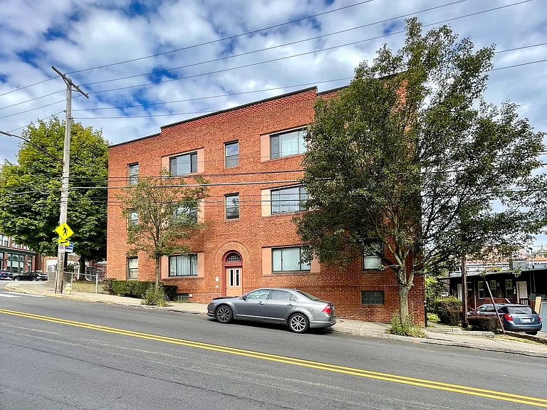 805-809 Hazelwood ave.