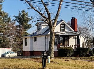 19686 Drake Rd, Strongsville, OH 44149