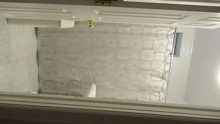 Rented by Katherine Pappas, LREB | media 3