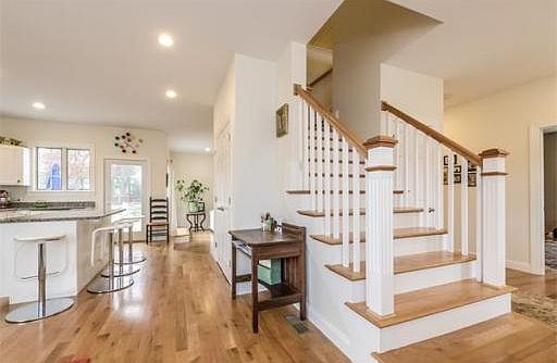 3rd image of 71 Choate St