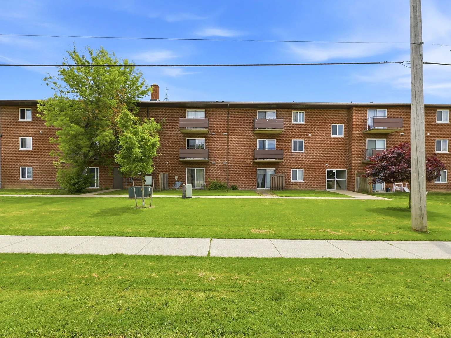 Cartier Road Apartments — Photo 4