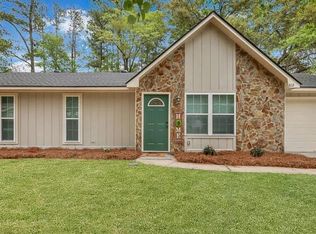 812 Spanish Oak Dr, Hinesville, GA 31313