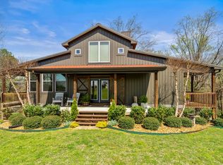 1011 Ervin Pace Rd, Chapmansboro, TN 37035