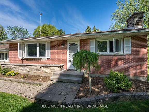 3rd image of 2545 Leeman Rd