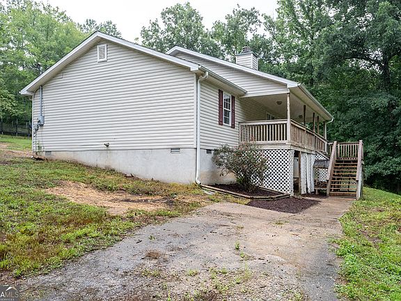 4th image of 70 Katie Ln