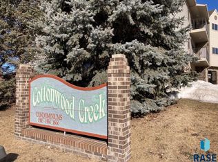 1536 S Southeastern Ave APT 306, Sioux Falls, SD 57103