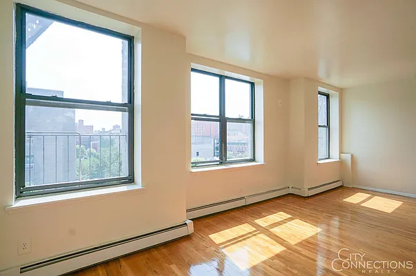 Rented by City Connections Realty | media 9