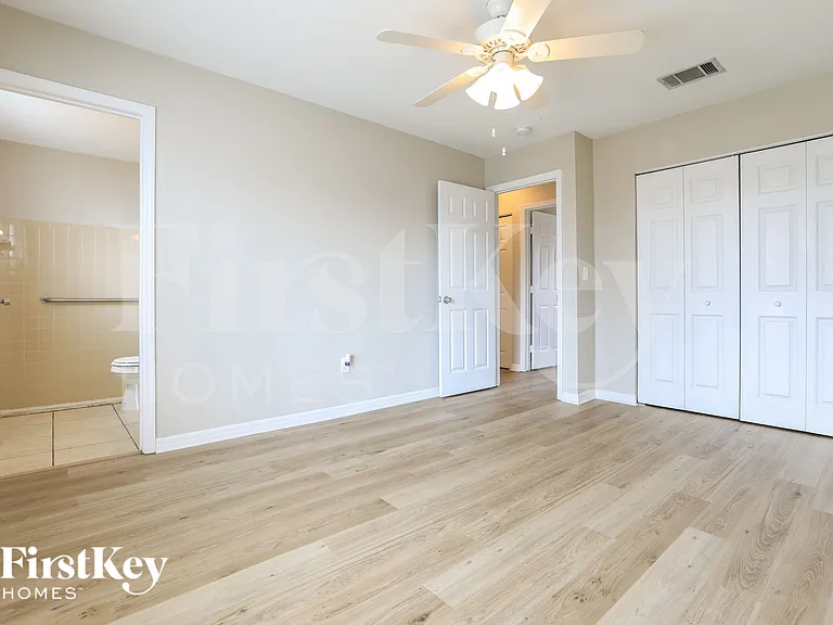 4517 Maraldo Ave — Photo 8
