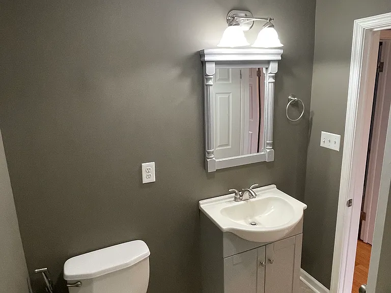 340 Gusryan St — Photo 13