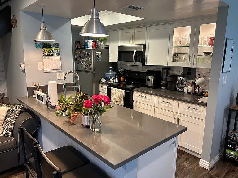 1260 N Avenida Conejo #2 — Photo 5