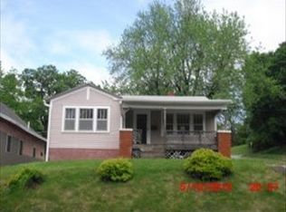 2524 N 5th St, Saint Joseph, MO 64505