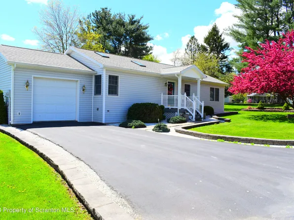 220 Bogart St, Hallstead, PA 18822