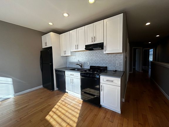 2nd image of 4045 Powelton Ave APT 3