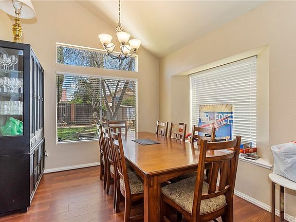 3rd image of 12336 Lasselle St