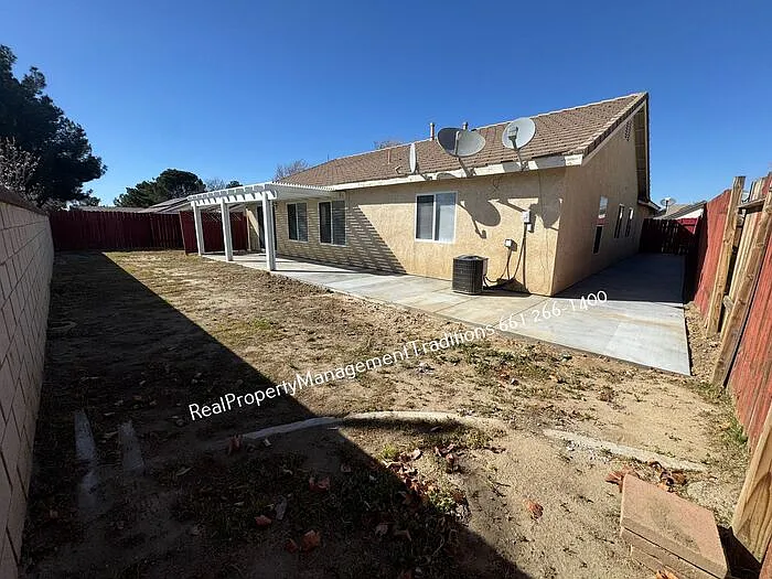 3316 Kaylyn St — Photo 17