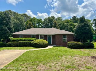 101 Maci Ln, Lucedale, MS 39452