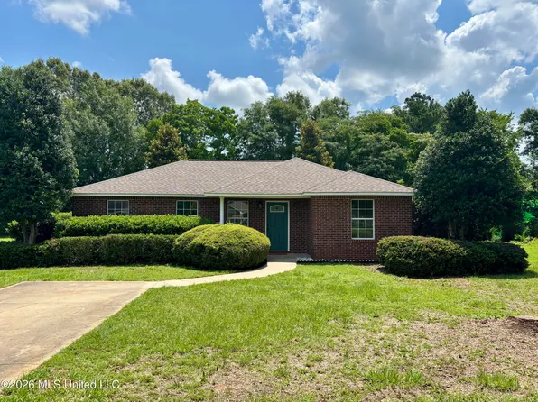 101 Maci Ln, Lucedale, MS 39452