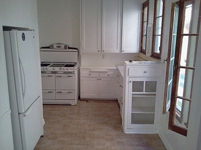 4th image of 326 N Orange Grove Ave APT 101