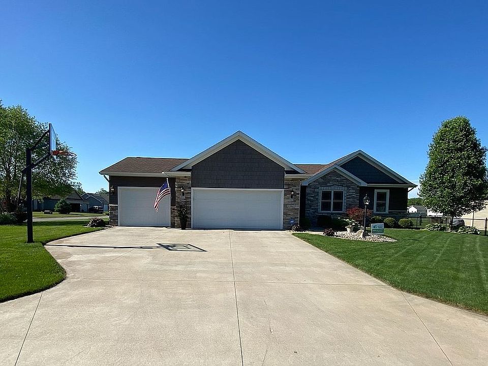 1st image of 23862 Summerwood Ln