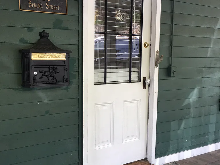 409 Spring St — Photo 4
