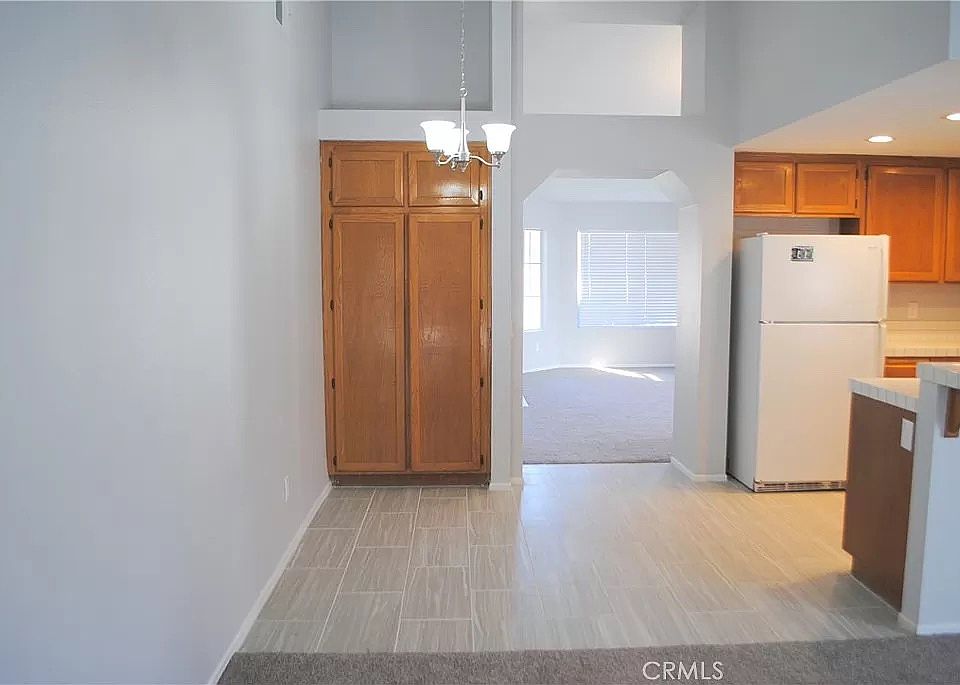 1st image of 660 Terra Dr