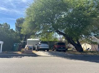 7460 Borrego Trl, Yucca Valley, CA 92284