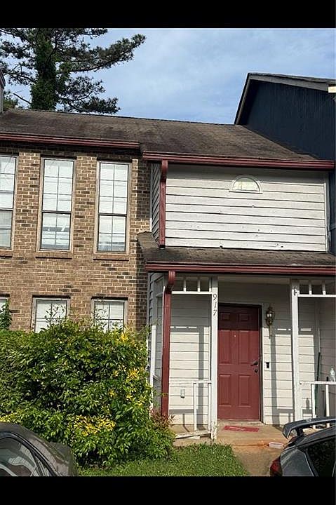1st image of 917 Park Gate Pl