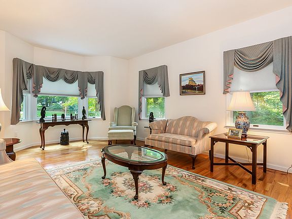009-photo-living-room-6363119.jpg