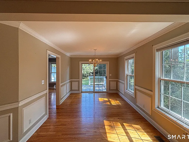 405 S Pine Creek Rd — Photo 5