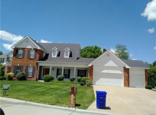 1607 Strecker Pines Ct, Wildwood, MO 63011