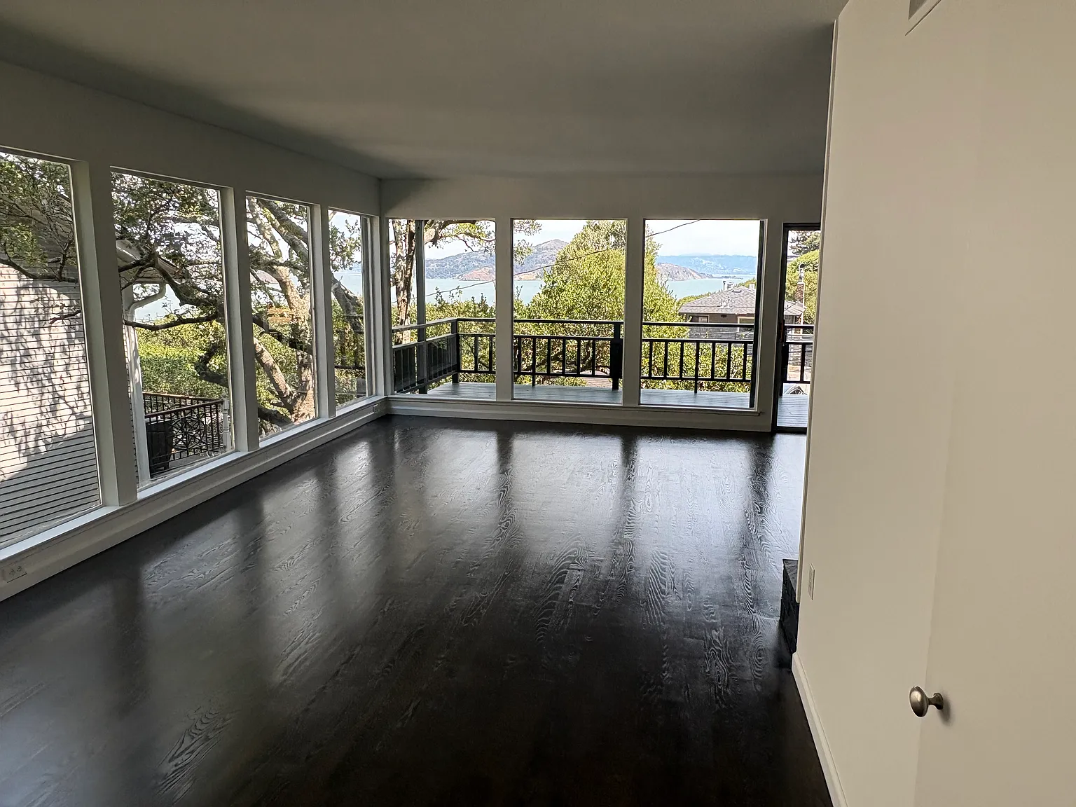 2 bed, 1260 sqft, $6,800 — Photo 3