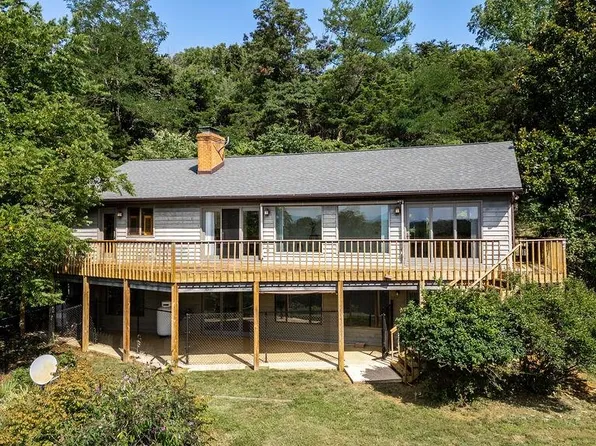 246 Raintree Rd, Verona, VA 24482