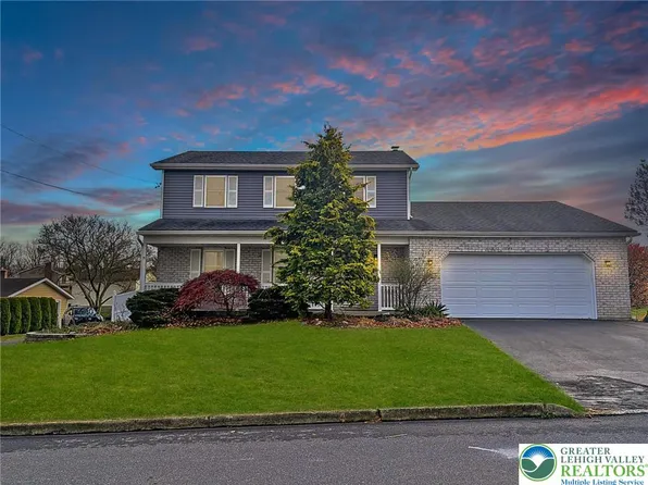 719 Hunter St, Catasauqua, PA 18032