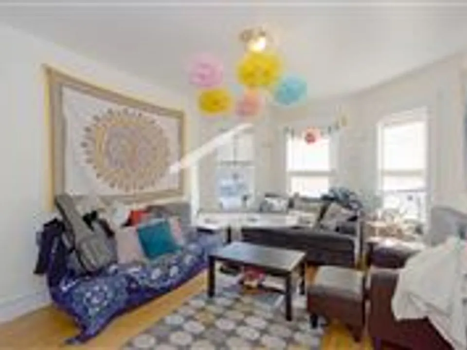 79 Quint Ave #1A