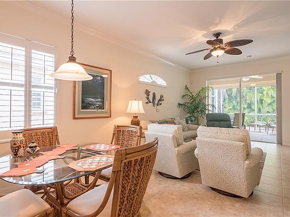 3rd image of 8045 Woodridge Pointe Dr