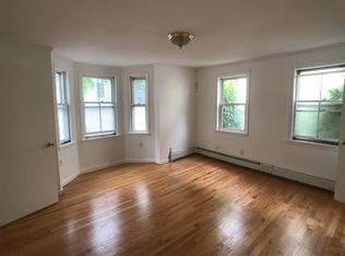 99 6th St #1, Cambridge, MA 02141