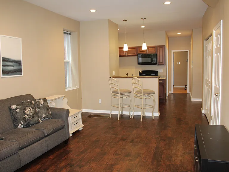 4263 Russell Blvd #4263 — Photo 1