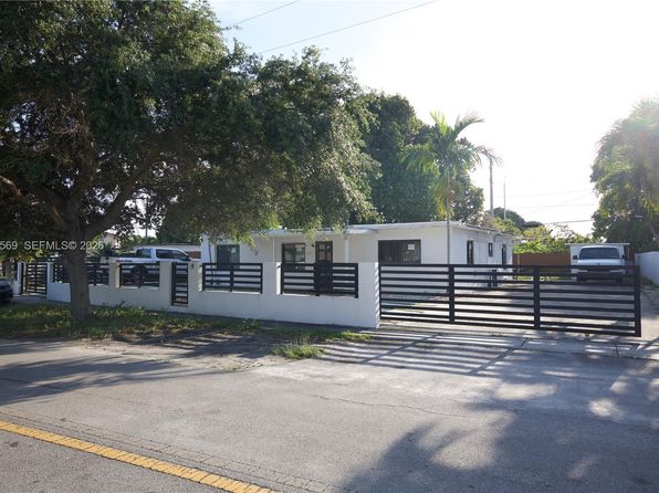 1120 E 6th Ct, Hialeah, FL 33010
