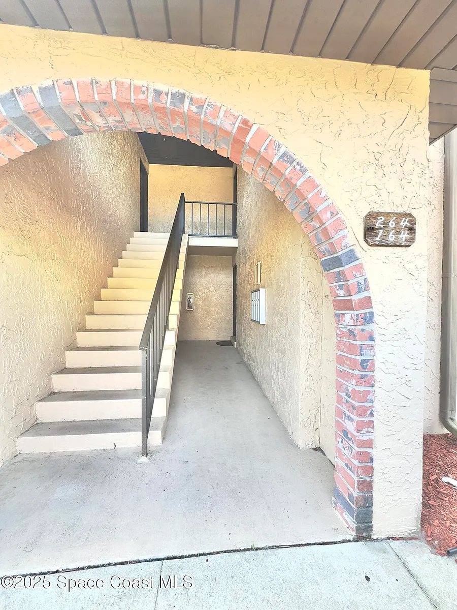 Building Photo - 164 San Paulo Ct #5