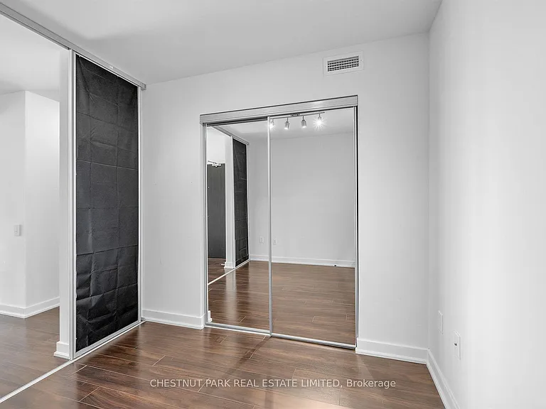 78 Tecumseth St #703 — Photo 21