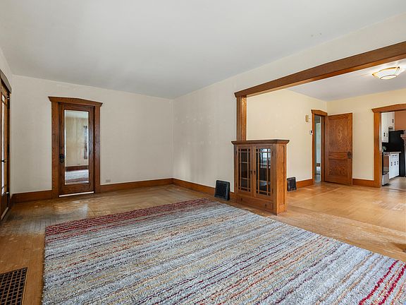 4th image of 29 Richards Pl
