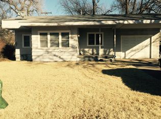 108 E 5th St, Haven, KS 67543