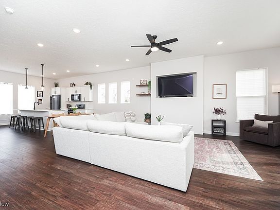 4th image of 3509 Raymont Blvd