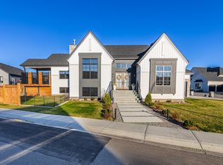 1302 S 59b Ave, Lloydminster, AB T9V3R6