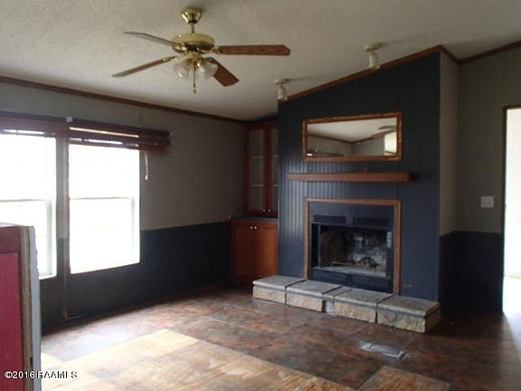 3rd image of 130 Julie Dr