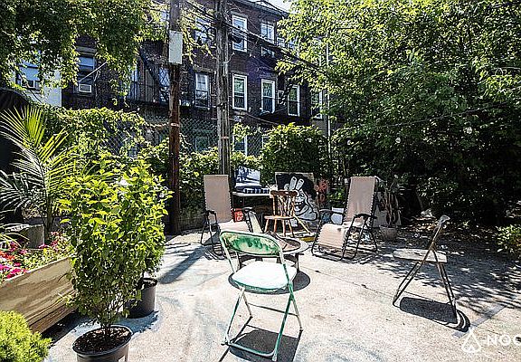 2nd image of 1436 De Kalb Ave #1L